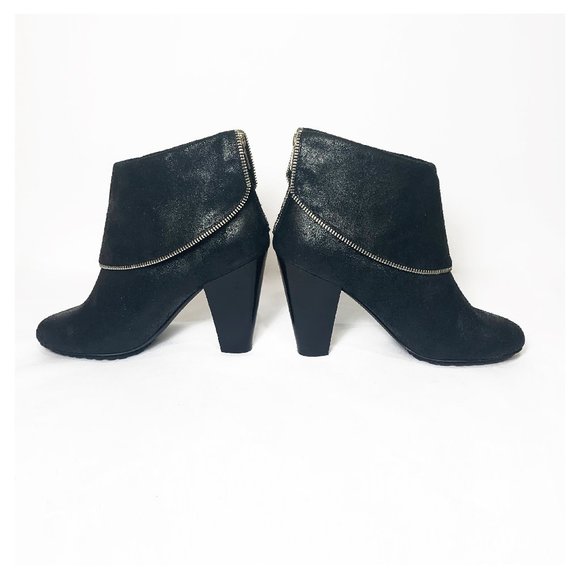 MICHAEL Michael Kors Darcy Ankle Bootie Black - Picture 4 of 7